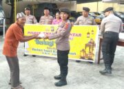 Polres P. Siantar Berbagi Takjil Bagian Program Beyond Trust Presisi