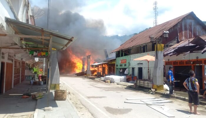 28 Rumah Terbakar Di Muara
