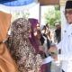 Asisten Perekonomian dan Pembangunan Setdako Zainal Siahaan mewakili Wali Kota Wesly Silalahi bersama Baznas melaksanakan pembagian zakat kepada para mustahik di Kantor Baznas, Jl. Maluku, Rabu (26/3).(Waspada-Ist).