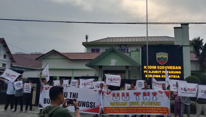 KORSA Dukung UU TNI Dengan Berbagi Takjil Ramadhan