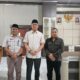 Pengacara Pitra Romadoni Nasution, SH, MH silaturrahim dengan Wabup Palas, Achmad Fauzan Nasution, SHI, M.Pd.I yang didampingi Asisten I Pemkab Palas, Dr (C) H. Panguhum Nasution, S.Sos, M.AP.(Waspada/Ist)