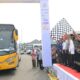 Gubernur Aceh Muzakir Manaf bersama Forkopimda Aceh lainnya saat melepas keberangkatan Mudik Gratis Pemerintah Aceh Tahun 2025 di Terminal Tipe A, Banda Aceh, Kamis (27/3). (Waspada/Zafrullah)