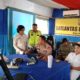 Sie Dokkes Polres Tapteng sedang memberikan dukungan medis bagi personel yang bertugas dalam Operasi Ketupat Toba 2025, Jumat (28/3). Waspada/ist