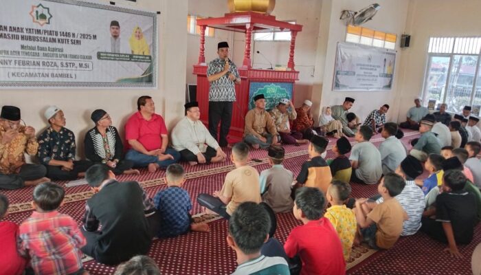Simbolis Santuni Yatim Piatu, Bupati Agara Ucapkan Selamat Hari Raya Idul Fitri