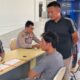 Polres Pematangsiantar memastikan keselamatan pemudik dengan melakukan tes urine terhadap awak angkutan darat di terminal terpadu tipe, Sabtu (29/3) siang.(Waspada-Ist).