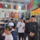 IPARI Kabupaten Batubara berkolaborasi dengan Baznas mengajak anak-anak dari Panti Asuhan Darut Taufiq untuk berbelanja baju Lebaran. Waspada/Ist