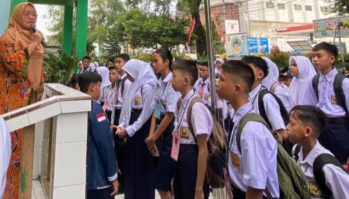 Siswa SMP Negeri 7 Medan Gelar Pesantren Kilat Ramadhan