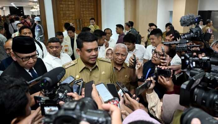 Gubsu Bobby Nasution Terbitkan SE Kewajiban Pembayaran THR