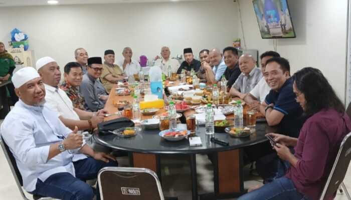 Indahnya Kebersamaan Pengurus BKM Masjid Agung Medan : Bersatu Dalam Silaturahmi Ramadan