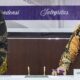 Wali Kota Wesly Silalahi (kanan) menandatangani berita acara penyerahan LKPD Pemko Pematangsiantar kepada BPK RI Perwakilan Provsu di auditorium, Kantor BPK RI Perwakilan Provsu, Medan, Kamis (27/3).(Waspada-Ist).