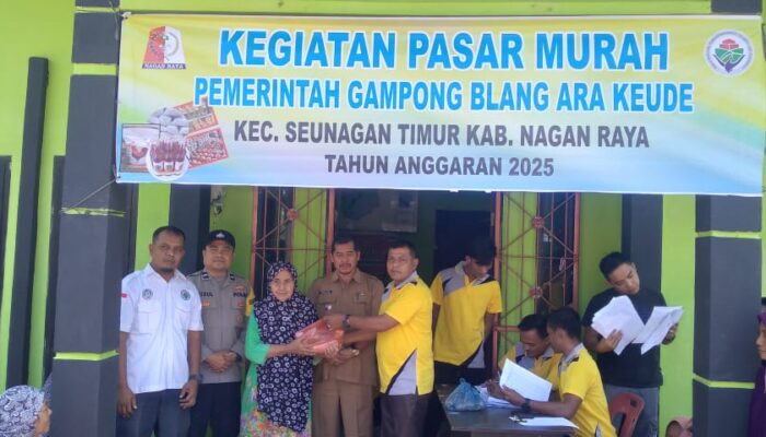 Jelang Idul Fitri, Pemdes Blang Ara Keude Buka Pasar Murah