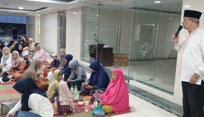 Buka Puasa Bersama Ramadan Hari Pertama Di Masjid Agung Medan: Suasana Religius Penuh Keberkahan