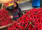 Harga Cabai Merah Lebih Mahal Dibandingkan Daging Sapi