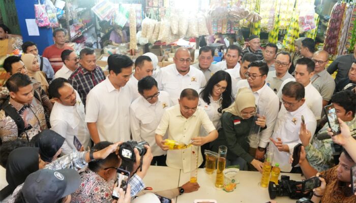 Wakil Ketua DPR RI Sidak Ke Pasar Induk Kramat Jati Jakarta
