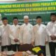 PD IPHI Kota Medan, menggelar milad ke 35 di Hotel Madani tampak Ketua PD IPHI Kota Medan H. Abdul Mun'im, MA ,Sekretaris H. Safril, ST dan Bendahara H. Azwar, S.Sos dan pengurus,Wakil Ketua 5 IPHI Sumut H. Chairuddin foto bersama. Waspada/ist