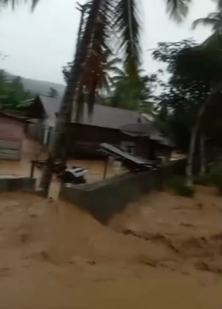 Kali Etan Pulobauk Sidimpuan Meluap, 3 Rumah Terendam