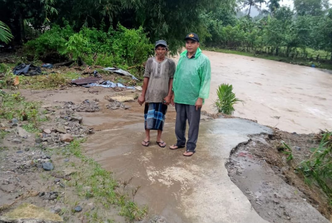 Erosi DAS Alue Calong Kian Parah, Rumah Warga Tangse Amblas Ke Sungai