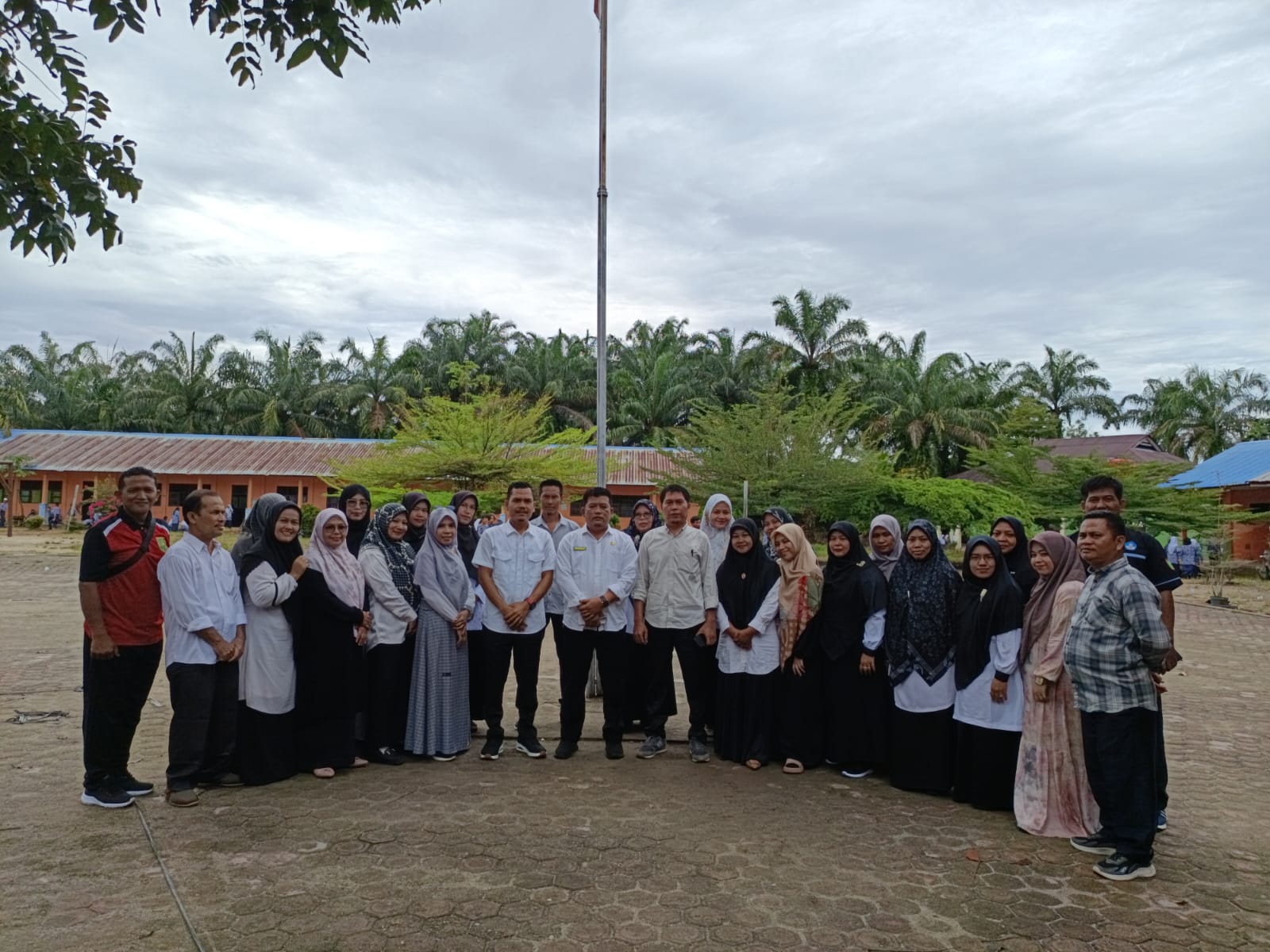 SMPN 1 Penanggalan Terima Kunjungan Tim Dinas PK