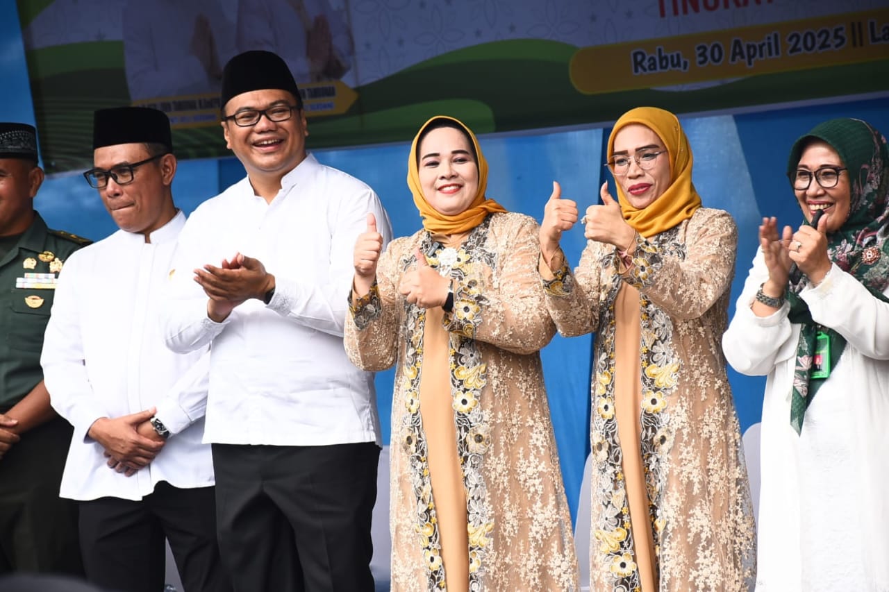 Tampilkan Keberagaman Etnis, Pawai Ta'aruf MTQ Ke-58 Kabupaten Deliserdang Menarik Perhatian Warga