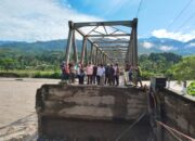 Sigap Tanggap Bencana, Bupati Agara Tinjau Jembatan Natam Amblas