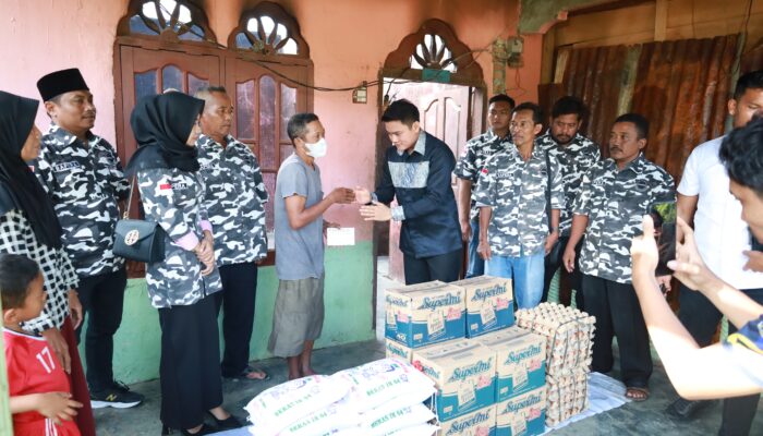 Ricky Anthony Bantu Korban Kebakaran Di Wampu, Langkat