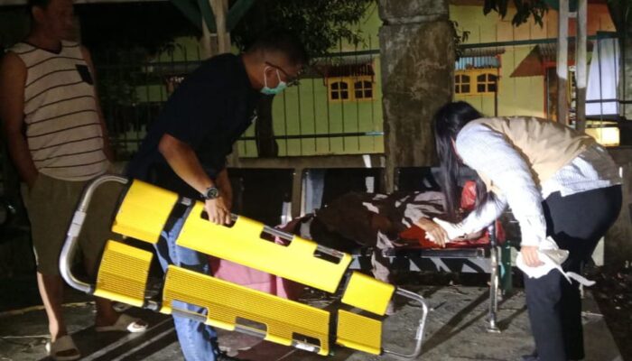 Polres P.Siantar Bantu Pria Lansia Tanpa Identitas Tergeletak Di Pinggir Jalan