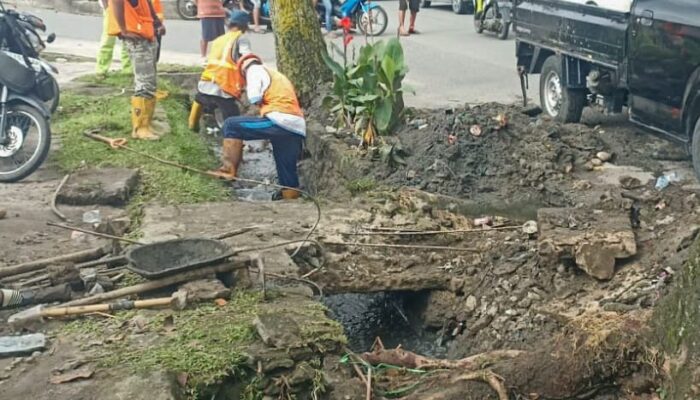 Pemko P.Siantar Dan Polres Normalisasi Drainase Di Sejumlah Titik Rawan