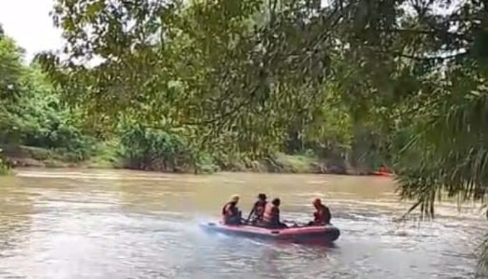 Bayi Enam Bulan Korban Kecelakaan Minibus Masih Belum Ditemukan