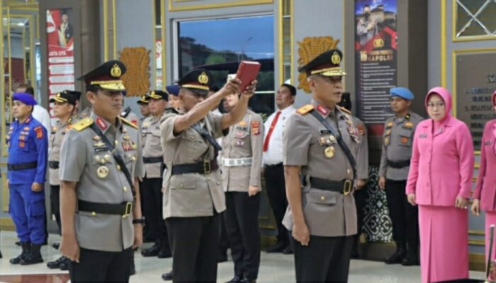 Irjen Dr. Achmad Kartiko Pimpin Upacara Sertijab Wakapolda Aceh