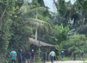 Saling Klaim Lahan, Bentrok Antar Pemuda 2 Mobil Dan 2 Sepeda Motor Dibakar