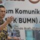 Plt. Sekda Aceh, M.Nasir, S.IP, MPA, saat menyampaikan sambutan pada Halal BI Halal Forum Komunikasi BUMN Aceh di Gedung Landmark BSI Aceh, Banda Aceh,(10/4). (Waspada/Zafrullah)