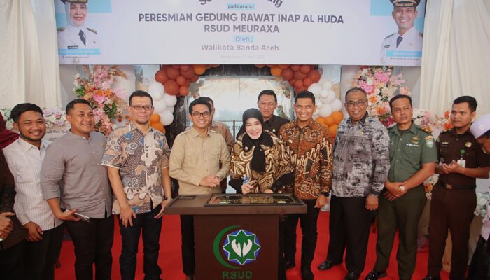Illiza Resmikan Gedung Rawat Inap Al-Huda RSUD Meuraxa