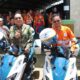 Bupati Tapsel Gus Irawan Pasaribu bersama GMO PTAR Rahmad Lubis saat penyerahan dukungan PPM di Sopo Daganak Batangtoru. (Waspada/Ist)