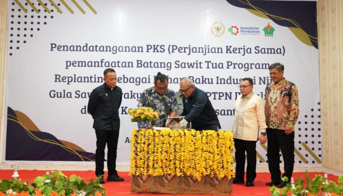 PTPN IV PalmCo Jalin Kerja Sama Produksi Nira Dari Batang Sawit Guna Stimulus Ekonomi Masyarakat