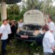Bupati Nias Selatan, Sokhiatulo Laia bersama Wakil Bupati, Ir.Yusuf Nache, ST, MM saat melakukan inpeeksi mendadak di Dinas Kesehatan menemukan dua mesin dan beberapa sparepart dari sejumlah mobil ambulans sudah hilang. Selain itu sejumlah mobil ambulans juga terparkir lama karena mengalami rusak parah. Waspada/Budi Gowasa.