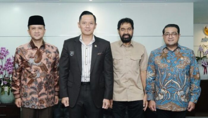 Mualem Bahas Percepatan Pembangunan Bersama Menko AHY Dan Mentrans