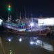 Salah satu boat nelayan saat tiba di Pangkalanbrandan dengan hasil tangkapan minim, Jumat (11/4/25).Waspada/Boy Aprizal. 