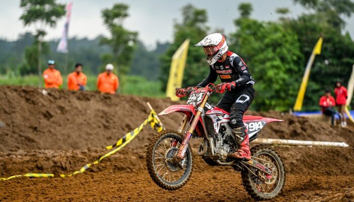 Pebalap Astra Honda Tekad Juarai Kejurnas Motocross