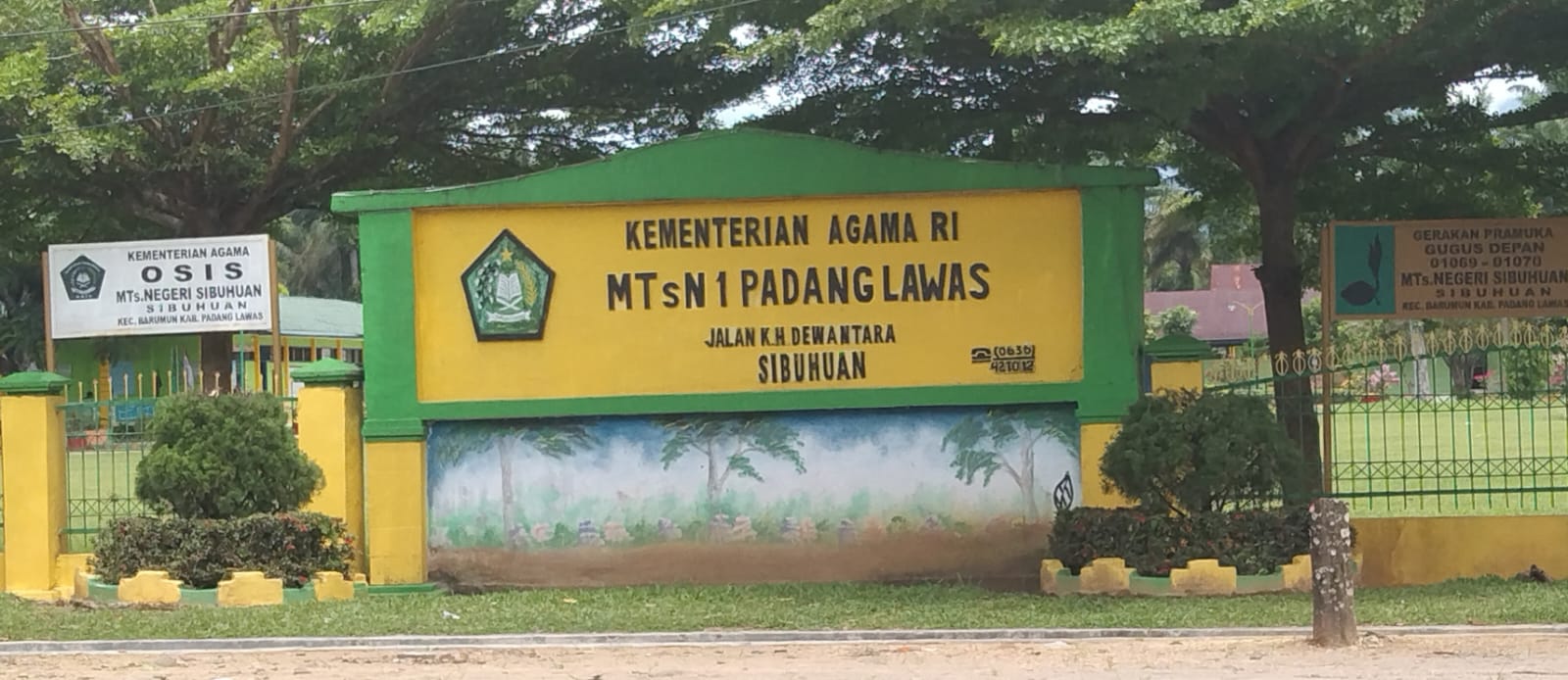 MTsN1 Padanglawas mulai menerima PPDB Tahun pelajaran 2025-2026 hingga 26 April 2025. (Waspada/H. Idaham Butar Butar/B)
