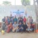 Wakil Wali Kota Lhokseumawe Husaini dan Sekdako T. Adnan mendukung aksi gotong royong kelompok kerja masyarakat simpang Pertamina Desa Hagu Selatan dan Hagu Tengoh Kec. Banda Sakti, Senin (14/4). (Waspada/Zainuddin. Abdullah).