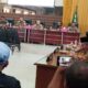 Bupati Salim Fakhry saat menyampaikan saran dan masukan kepada Wartawan dan LSM. Waspada/Seh Muhammad Amin