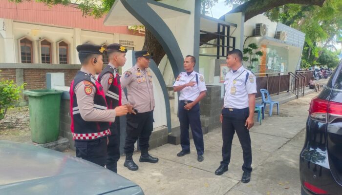 Patroli Dialogis Polresta Banda Aceh Berikan Rasa Aman Di Tengah Warga