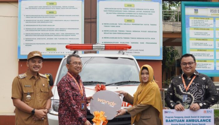 BNI Cabang Tebingtinggi Berikan Ambulans Ke RSKP