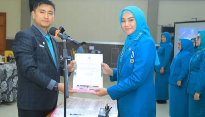 Bupati Kukuhkan dr Rama Dhona Ketua TP.PKK Labura Masa Bakti 2025-2030