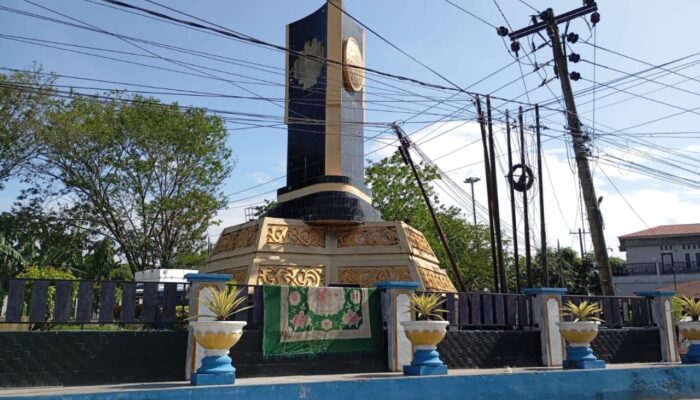 Logo Prasasti Piala Adipura Lubukpakam Dicuri Maling