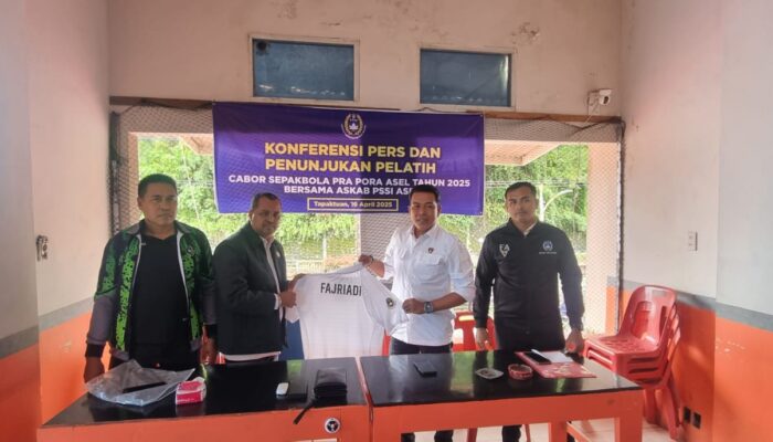 Tunjuk Fajriadi Pelatih Kepala, Tim Sepakbola Askab PSSI Aceh Selatan Target Medali Emas PORA 2026