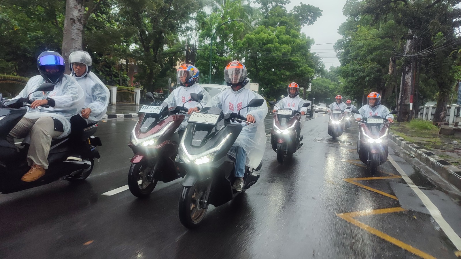 Skutik Idaman New Honda PCX 160 RoadSync