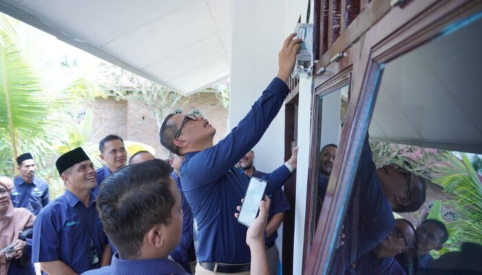 PLN UP3 Binjai Hadirkan Berkah Idulfitri Bagi Warga Langkat Melalui Bantuan Bedah Rumah