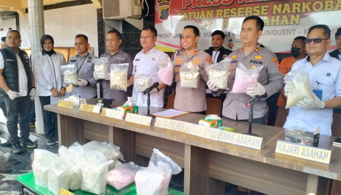 2 Kurir 20 KG SS Dan 40 Ribu Ekstasi Diamankan, 100 Ribu Jiwa Terselamatkan