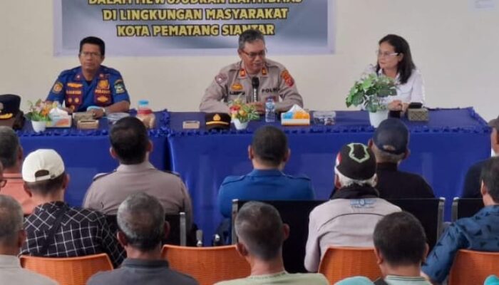 Polres P.Siantar Lakukan Pelatihan Satkamling